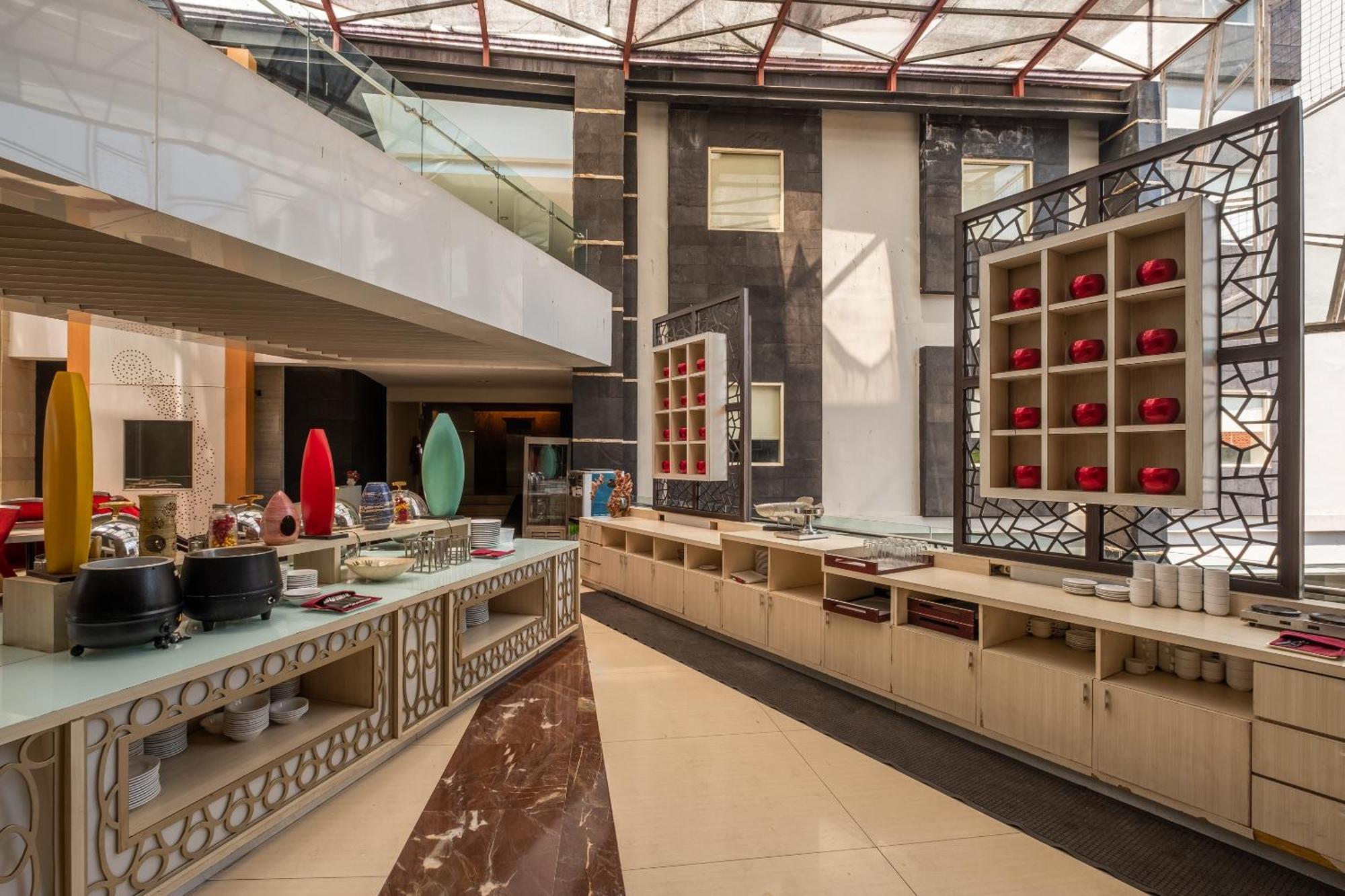 Townhouse Oak Cihampelas Near Ciwalk Formerly Promenade Hotel Μπαντούνγκ Εξωτερικό φωτογραφία