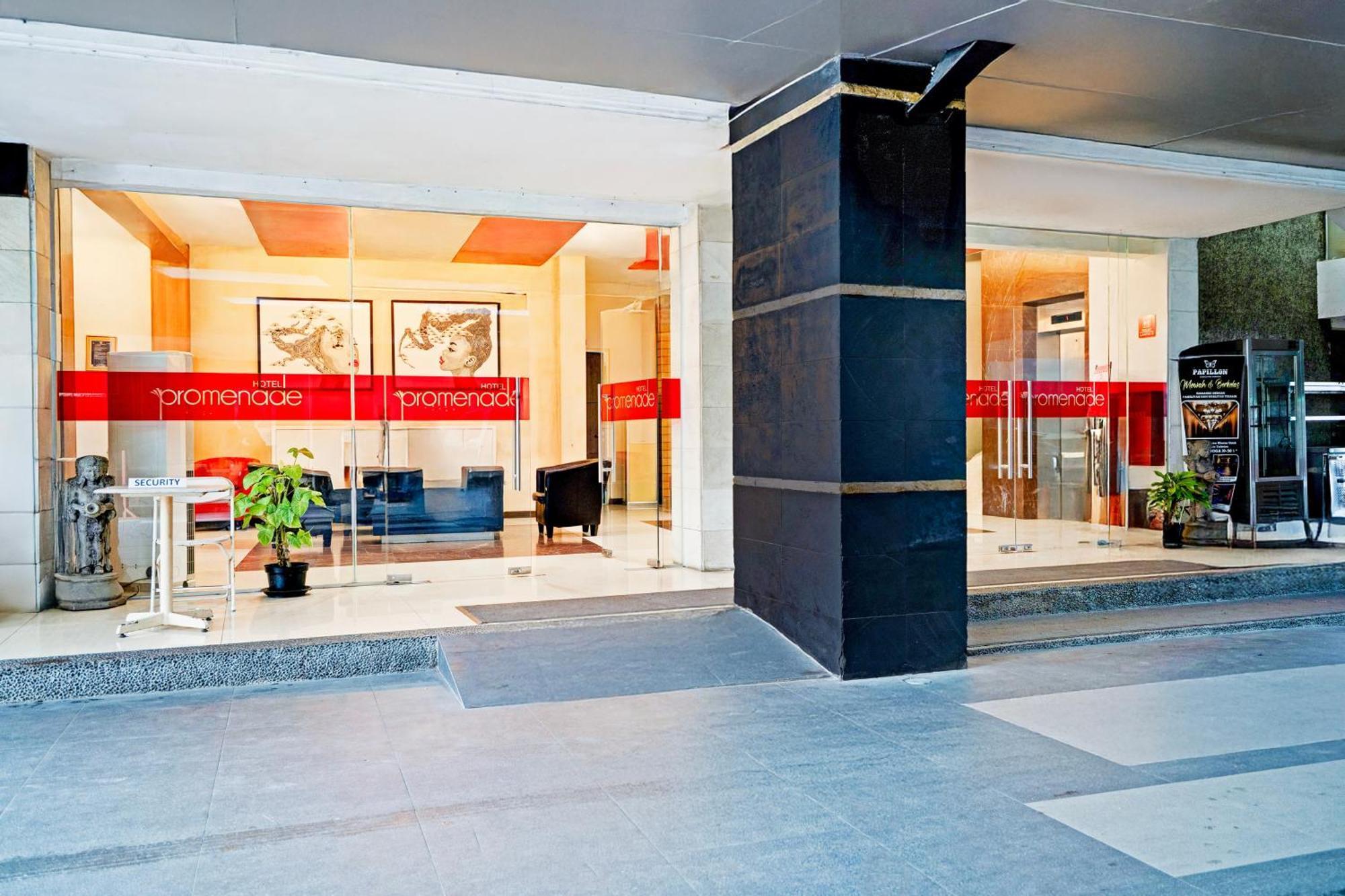 Townhouse Oak Cihampelas Near Ciwalk Formerly Promenade Hotel Μπαντούνγκ Εξωτερικό φωτογραφία