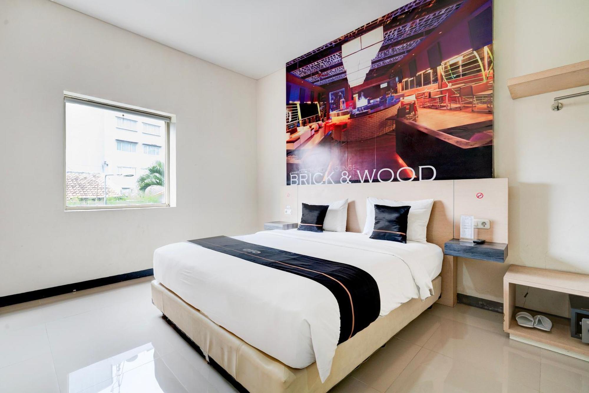 Townhouse Oak Cihampelas Near Ciwalk Formerly Promenade Hotel Μπαντούνγκ Εξωτερικό φωτογραφία